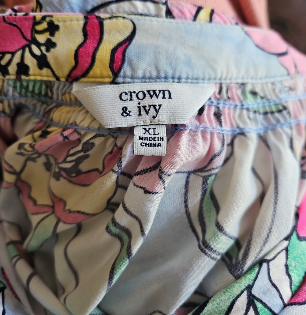 Crown & Ivy Blouse with Light Blue, Pink & Yellow Blooms - Picture 4 of 7